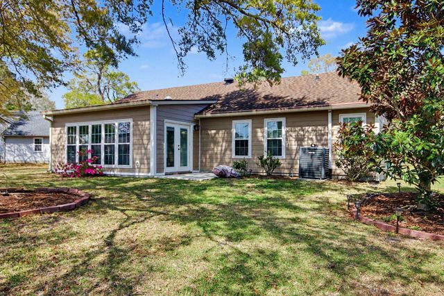 607 Bluebird Ln., Murrells Inlet, SC 29576