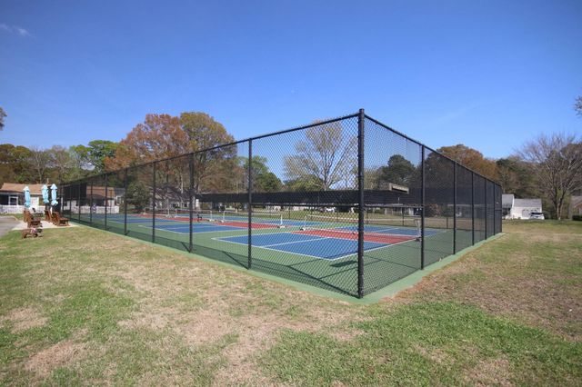 607 Bluebird Ln., Murrells Inlet, SC 29576