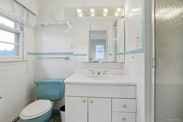 14 Aspen Way, Thornwood, NY 10594