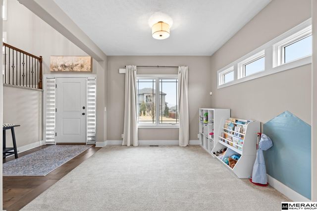 18402 Willis Avenue, Elkhorn, NE 68022