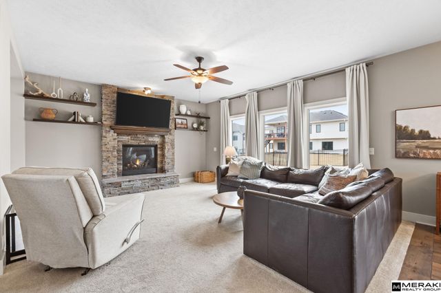 18402 Willis Avenue, Elkhorn, NE 68022