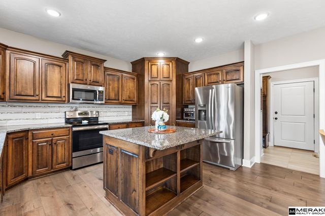 18402 Willis Avenue, Elkhorn, NE 68022