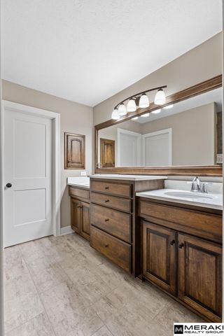 18402 Willis Avenue, Elkhorn, NE 68022