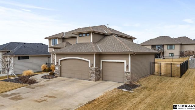 18402 Willis Avenue, Elkhorn, NE 68022