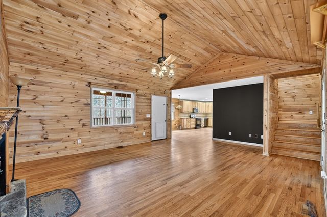 144 Emerald Cove Drive, Ellijay, GA 30540