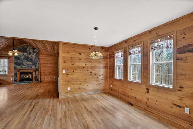 144 Emerald Cove Drive, Ellijay, GA 30540