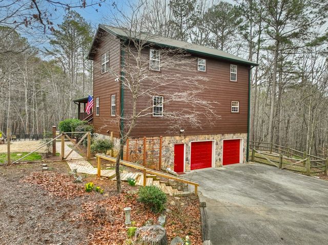 144 Emerald Cove Drive, Ellijay, GA 30540