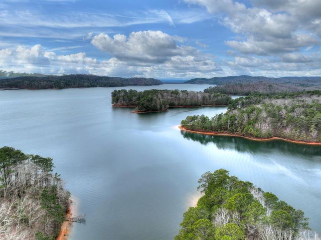 144 Emerald Cove Drive, Ellijay, GA 30540