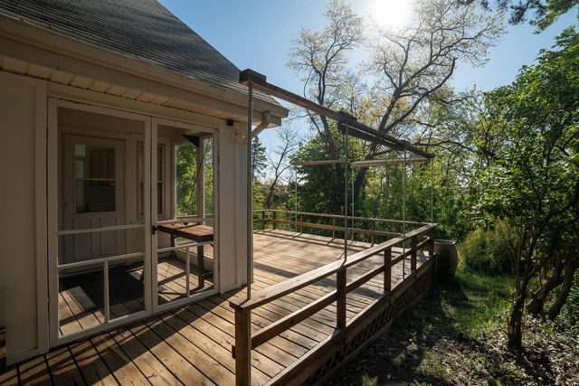 7941 McHenry STREET, Burlington, WI 53105