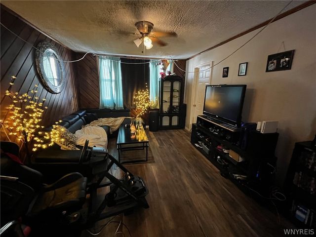 400 Willett Street, Buffalo, NY 14206