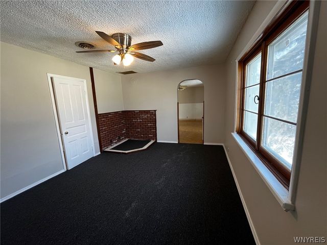 400 Willett Street, Buffalo, NY 14206