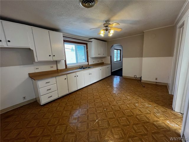 400 Willett Street, Buffalo, NY 14206