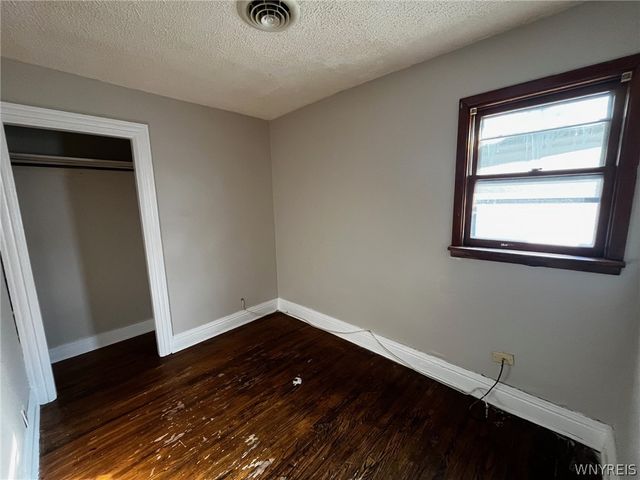 400 Willett Street, Buffalo, NY 14206