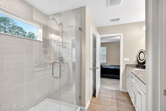 2948 ARMSDALE Road, Jacksonville, FL 32218