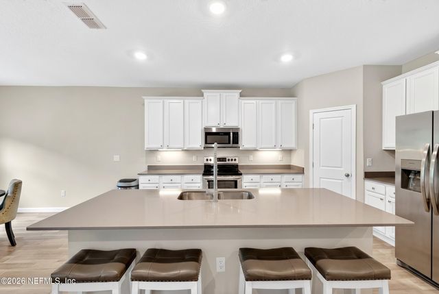 2948 ARMSDALE Road, Jacksonville, FL 32218