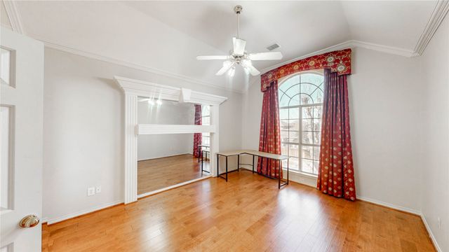 4650 Dusk Meadow Drive, Carrollton, TX 75010