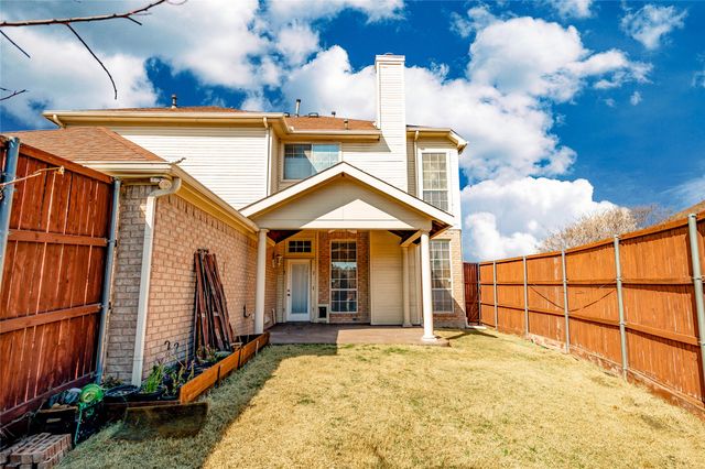 4650 Dusk Meadow Drive, Carrollton, TX 75010