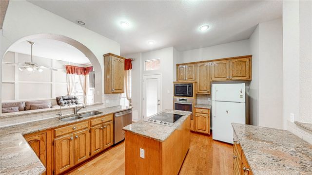 4650 Dusk Meadow Drive, Carrollton, TX 75010