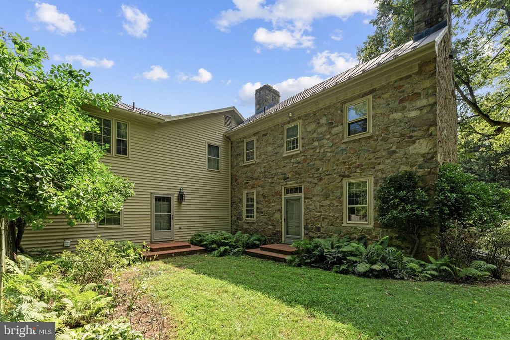 Image 99 of property listing at 39902 THOMAS MILL RD, Leesburg, VA 20175