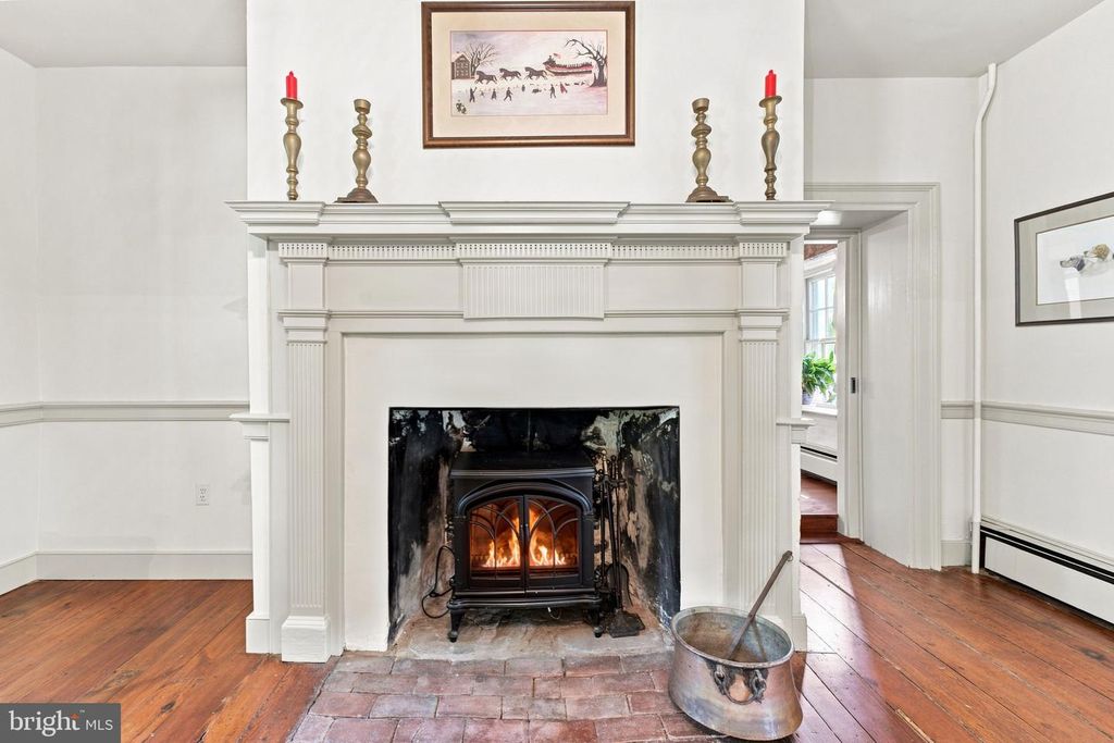 Image 18 of property listing at 39902 THOMAS MILL RD, Leesburg, VA 20175