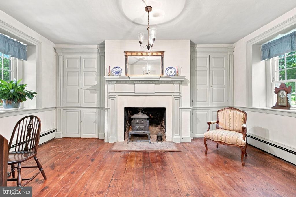 Image 20 of property listing at 39902 THOMAS MILL RD, Leesburg, VA 20175