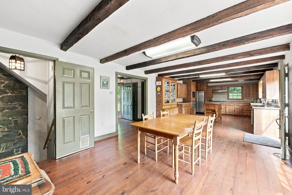 Image 37 of property listing at 39902 THOMAS MILL RD, Leesburg, VA 20175
