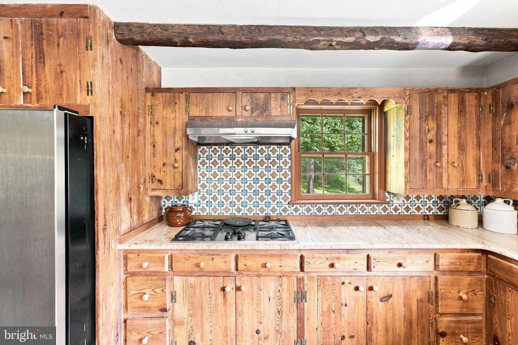 Image 49 of property listing at 39902 THOMAS MILL RD, Leesburg, VA 20175