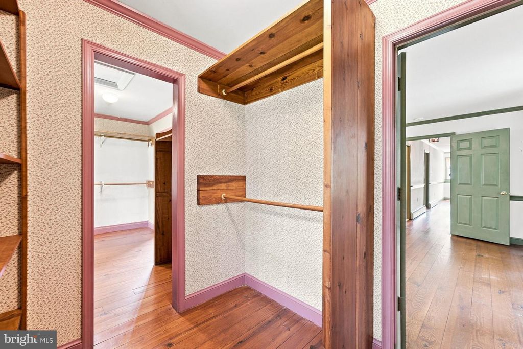 Image 65 of property listing at 39902 THOMAS MILL RD, Leesburg, VA 20175