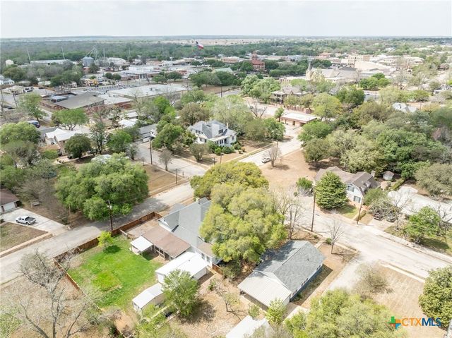 604 Saint Michael Street, Gonzales, TX 78629