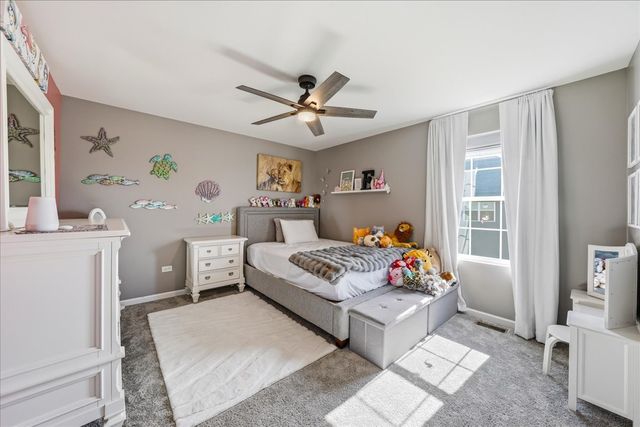 21127 Coventry Circle, Shorewood, IL 60404