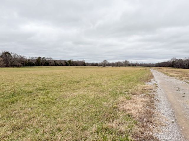 4000 Hartsville Pike, Lebanon, TN 37087