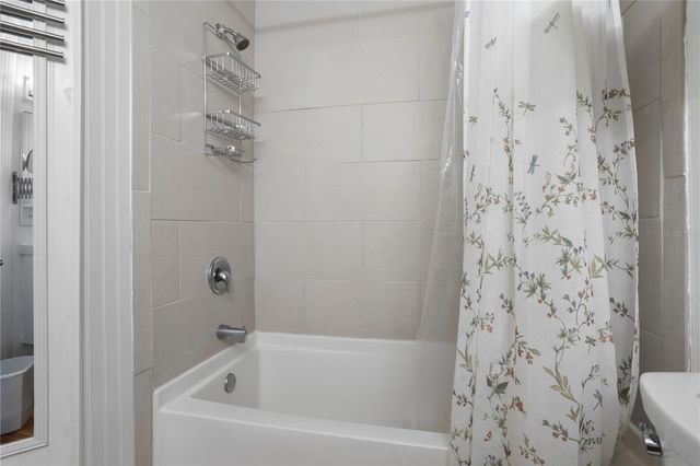 2504 GRASSY POINT DRIVE 100, Lake Mary, FL 32746