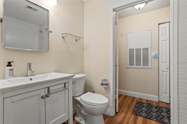 2504 GRASSY POINT DRIVE 100, Lake Mary, FL 32746