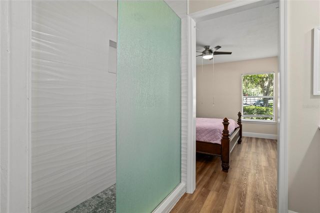 2504 GRASSY POINT DRIVE 100, Lake Mary, FL 32746