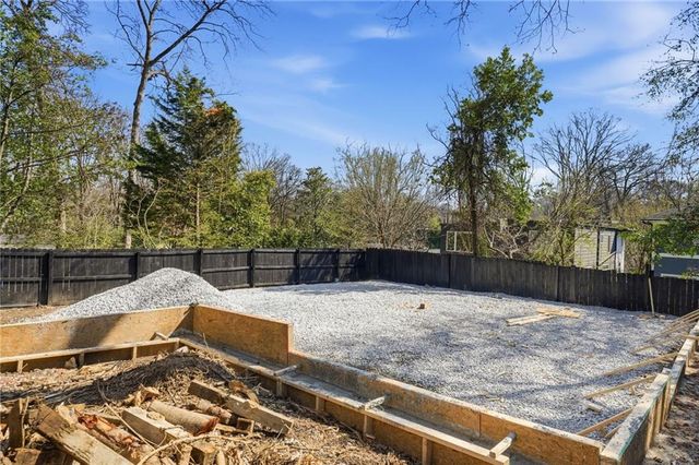 395 8th NE Street, Atlanta, GA 30309