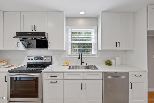 8512 Evans Mill Place, Raleigh, NC 27613