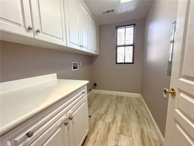 133 Chantilly, Irvine, CA 92620