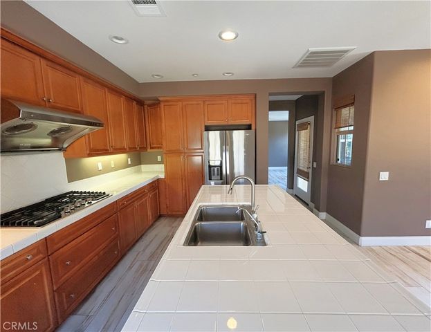 133 Chantilly, Irvine, CA 92620
