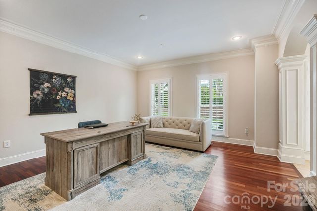 815 36TH Avenue Place NW, Hickory, NC 28601