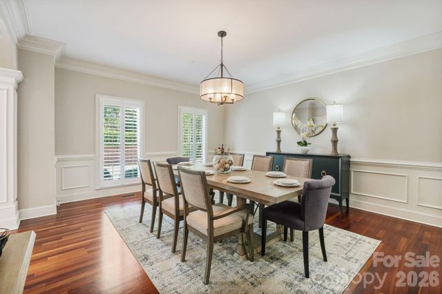 815 36TH Avenue Place NW, Hickory, NC 28601
