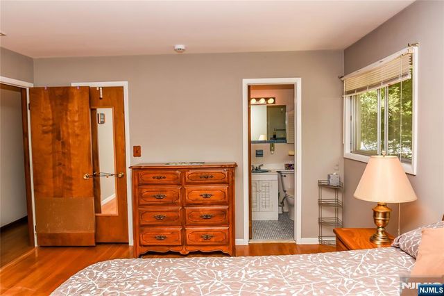 98 Gould Road, West Milford, NJ 07435