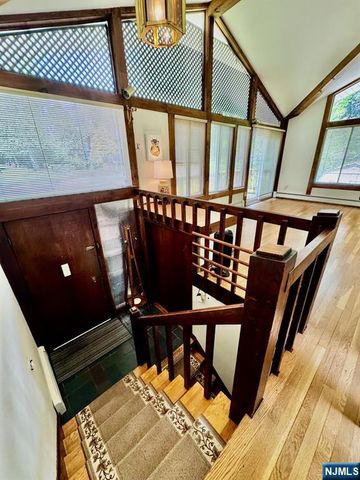 98 Gould Road, West Milford, NJ 07435