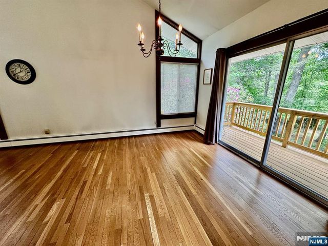 98 Gould Road, West Milford, NJ 07435