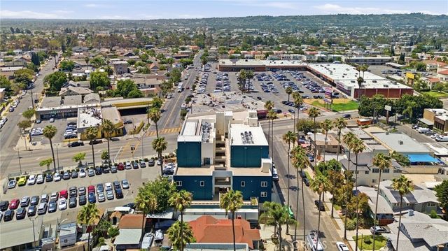 1818 S Norton Avenue 405, Los Angeles, CA 90018
