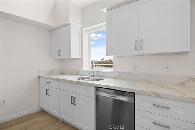 1818 S Norton Avenue 405, Los Angeles, CA 90018