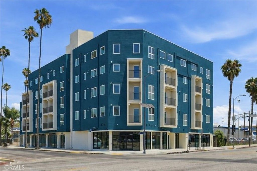 1818 S Norton Avenue 405, Los Angeles, CA 90018