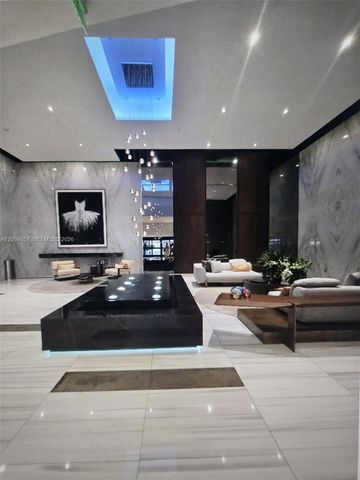 1100 Biscayne Blvd 3708, Miami, FL 33132