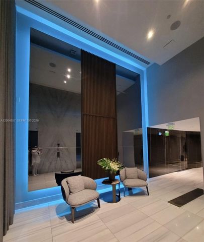 1100 Biscayne Blvd 3708, Miami, FL 33132