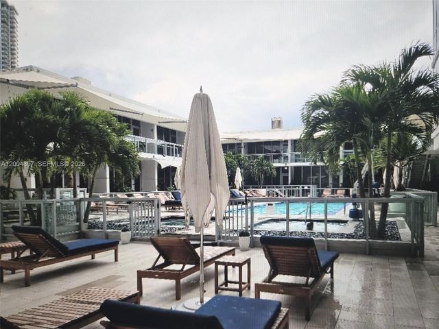 1100 Biscayne Blvd 3708, Miami, FL 33132