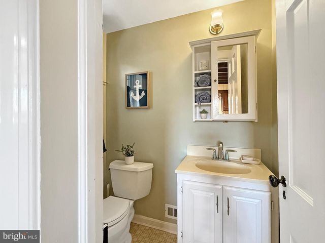 3617 PATRICK HENRY DR, Olney, MD 20832